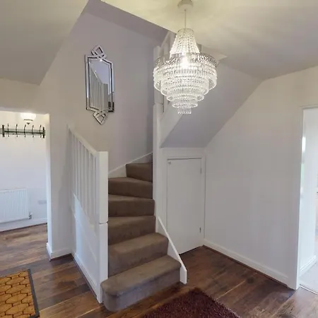 Silversands House - The Bay Filey, Sleeps 8-10, 2 Dogs Welcome * Reighton