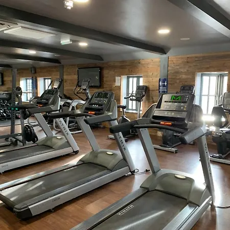 Silversands House - The Bay Filey, Sleeps 8-10, 2 Dogs Welcome Holiday home *