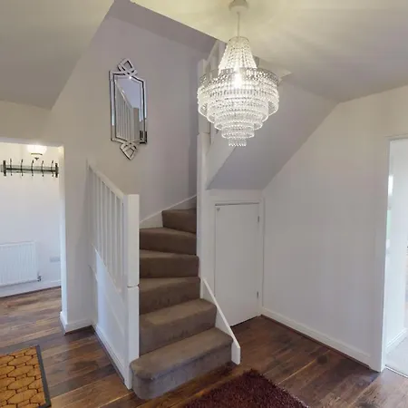 Holiday home Silversands House - The Bay Filey, Sleeps 8-10, 2 Dogs Welcome