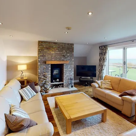 Nyaraló Silversands House - The Bay Filey, Sleeps 8-10, 2 Dogs Welcome Reighton