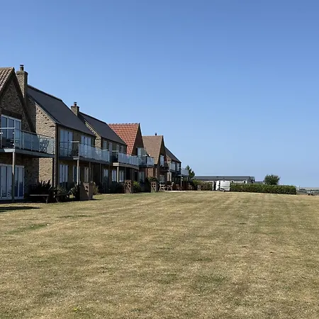 Silversands House - The Bay Filey, Sleeps 8-10, 2 Dogs Welcome Дом отдыха